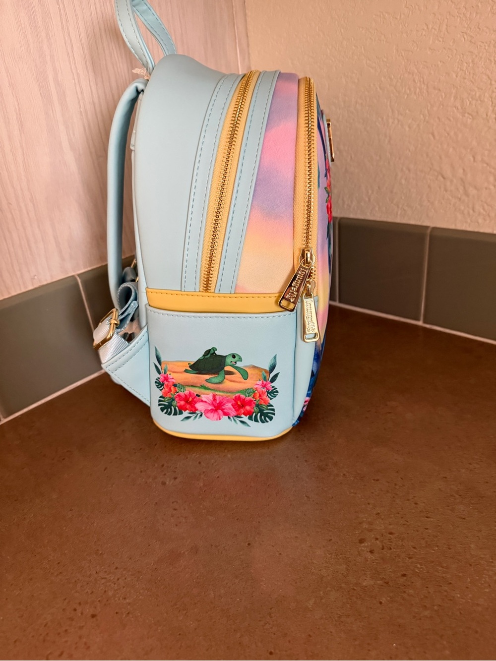 Disney x Loungefly Blue Stitch Beach Mini Backpack - Picture 2 of 4